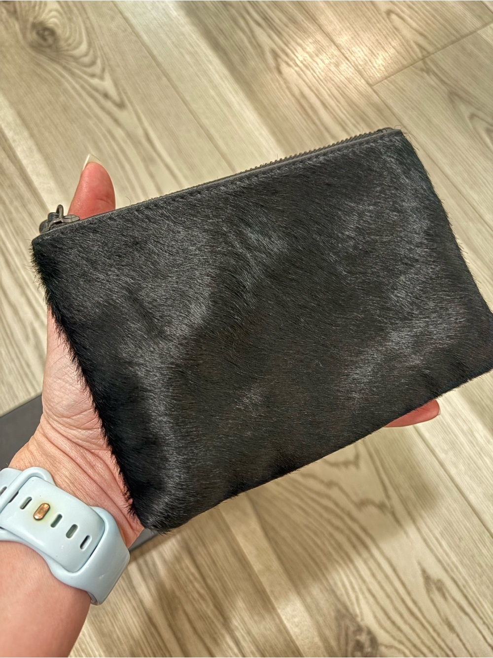 AllSaints Black Leather/Hide Pouch New In Box - Picture 3 of 7